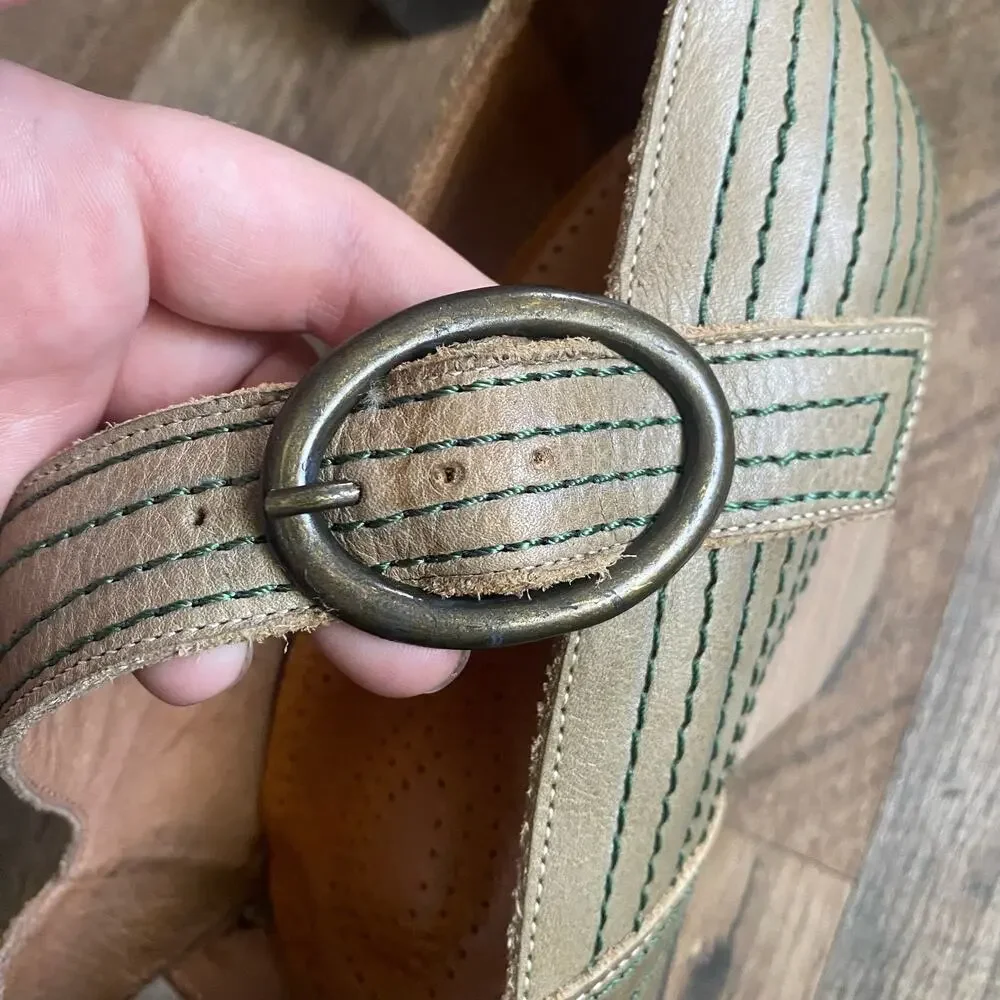 John Fluevog Maryjane Heels Gray Beige Retro Buckle Square Toe Block Heel Wooden - Picture 8 of 13